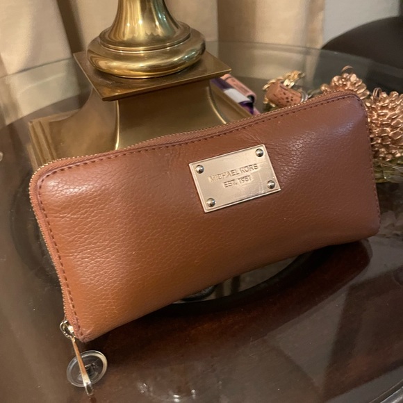 Michael Kors Handbags - Michael Kors Bag